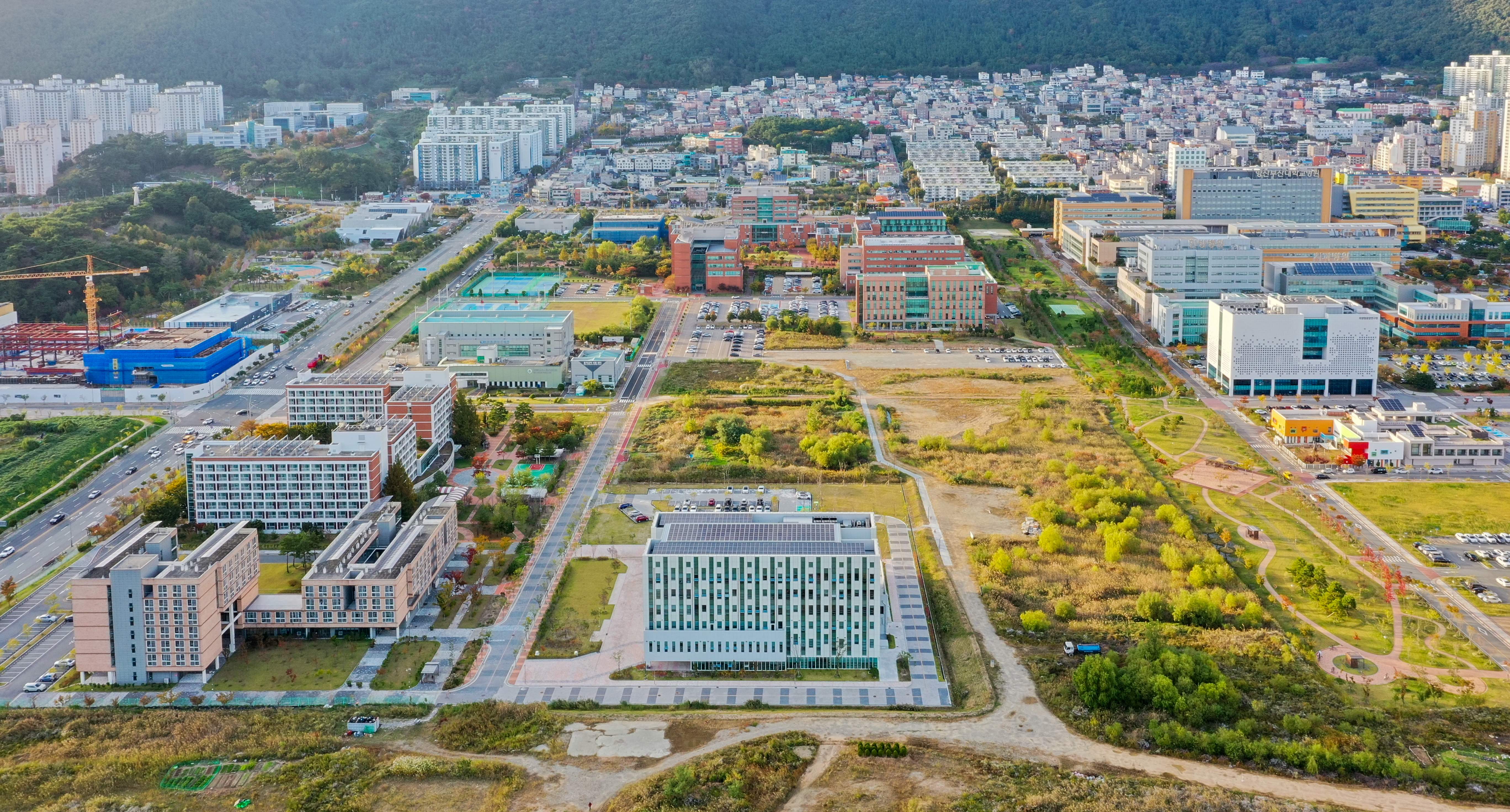 부산대 ‘거점국립대 패키지’ 선정… 경남 전략산업 인공지능 전환(AX) 힘 싣는다